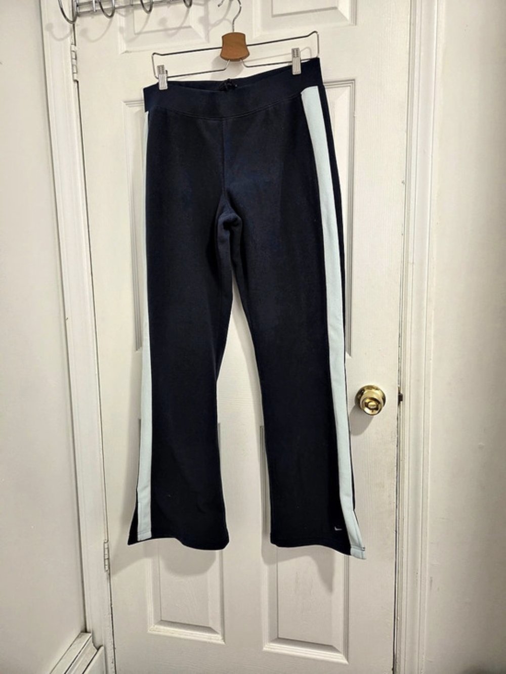 Nike Women's Color Dark Blue Pants Black & White Size Large NWT
